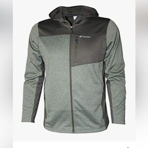 Columbia Men's Green zip Jacket size medium with hood.